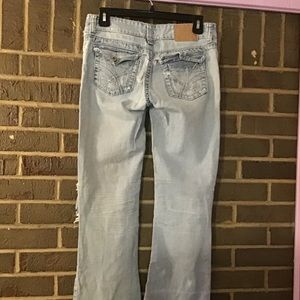 Amethysts women’s distressed jeans sz 3 love these